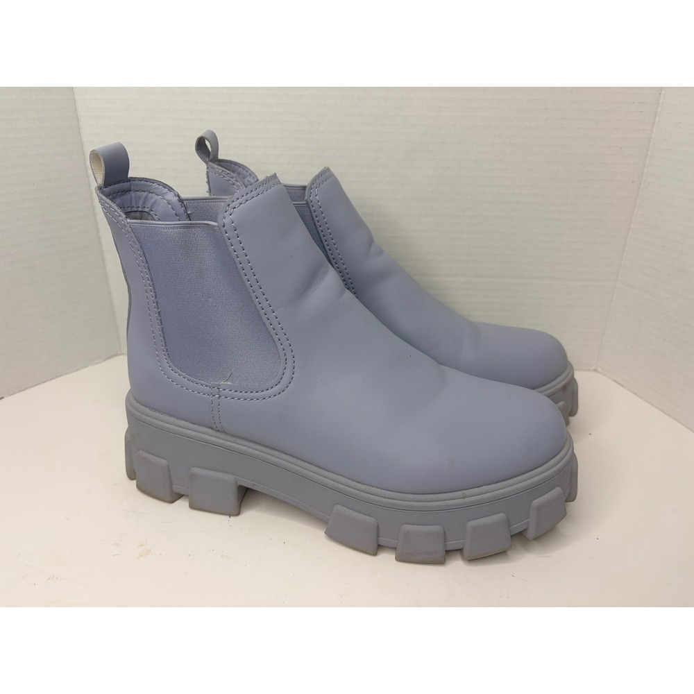 Circus by Sam Edelman Darielle Periwinkle Lavender Lug Sole Chelsea Boots 10